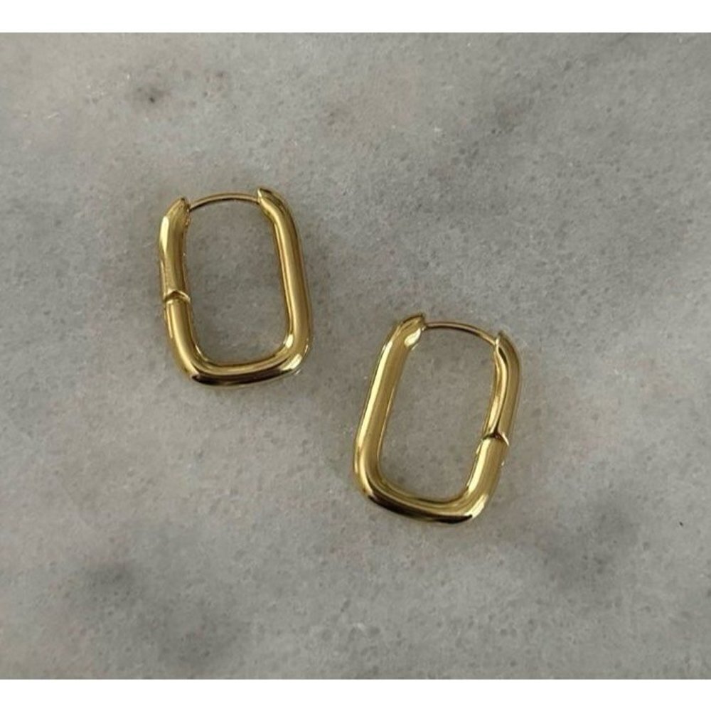 New Drop! Gold Chunky Square Hoop Earrings Brand New